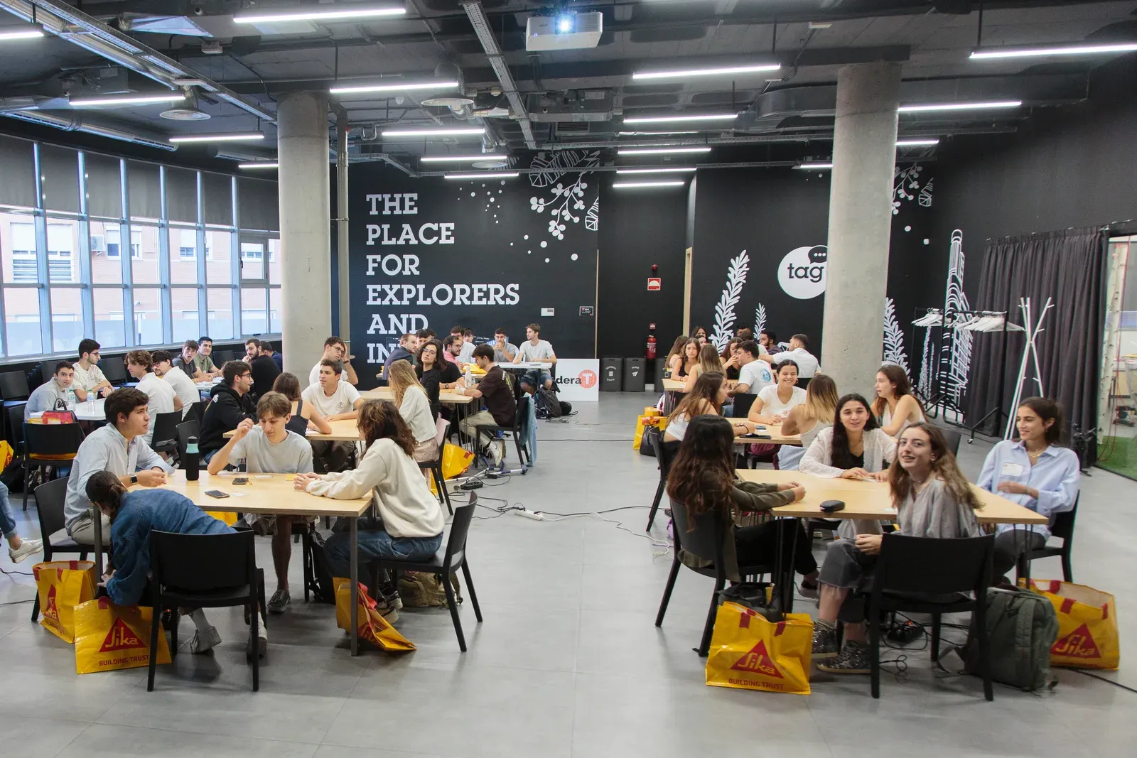 Participantes del Sika Hackathon